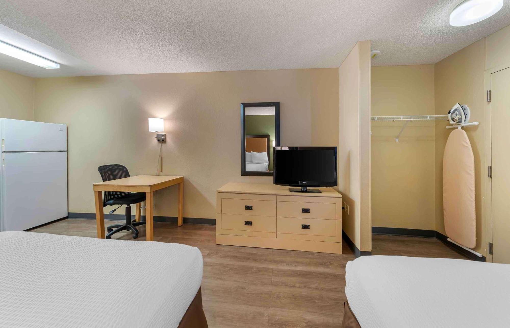 Extended Stay America Suites - Bakersfield - California Avenue Exterior photo